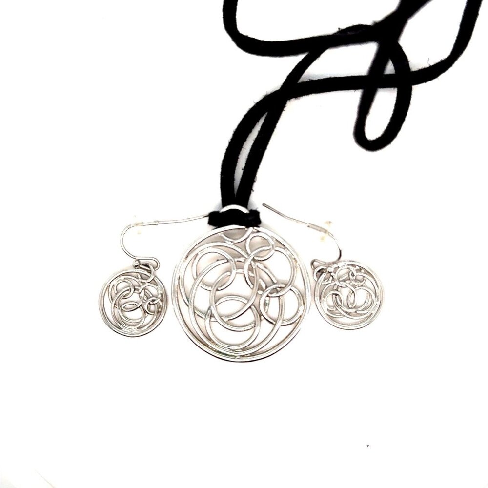 Lia Sophia Swirl Set